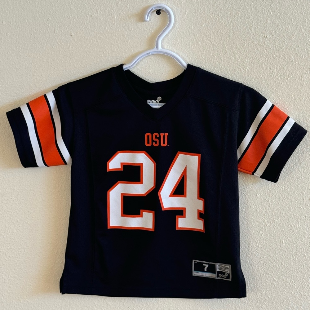 Oregon State University youth football jersey. Size 7. Official licensed.